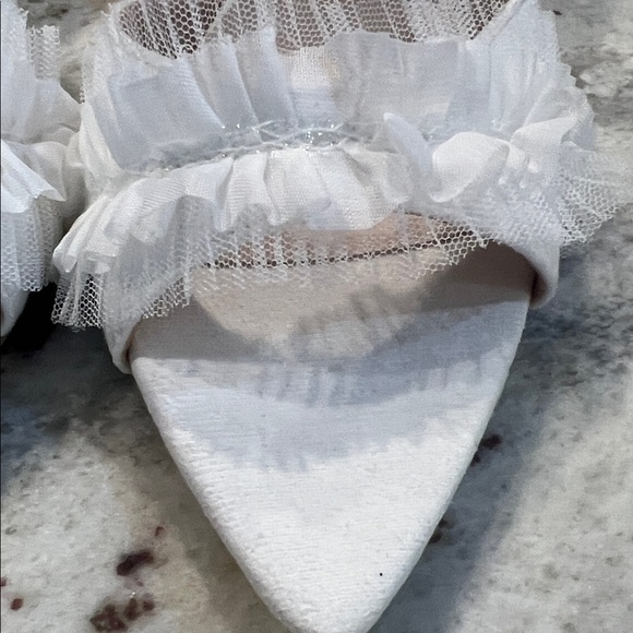 Prom/ Formal White Ruffle Women's Heels - Picture 2 of 5